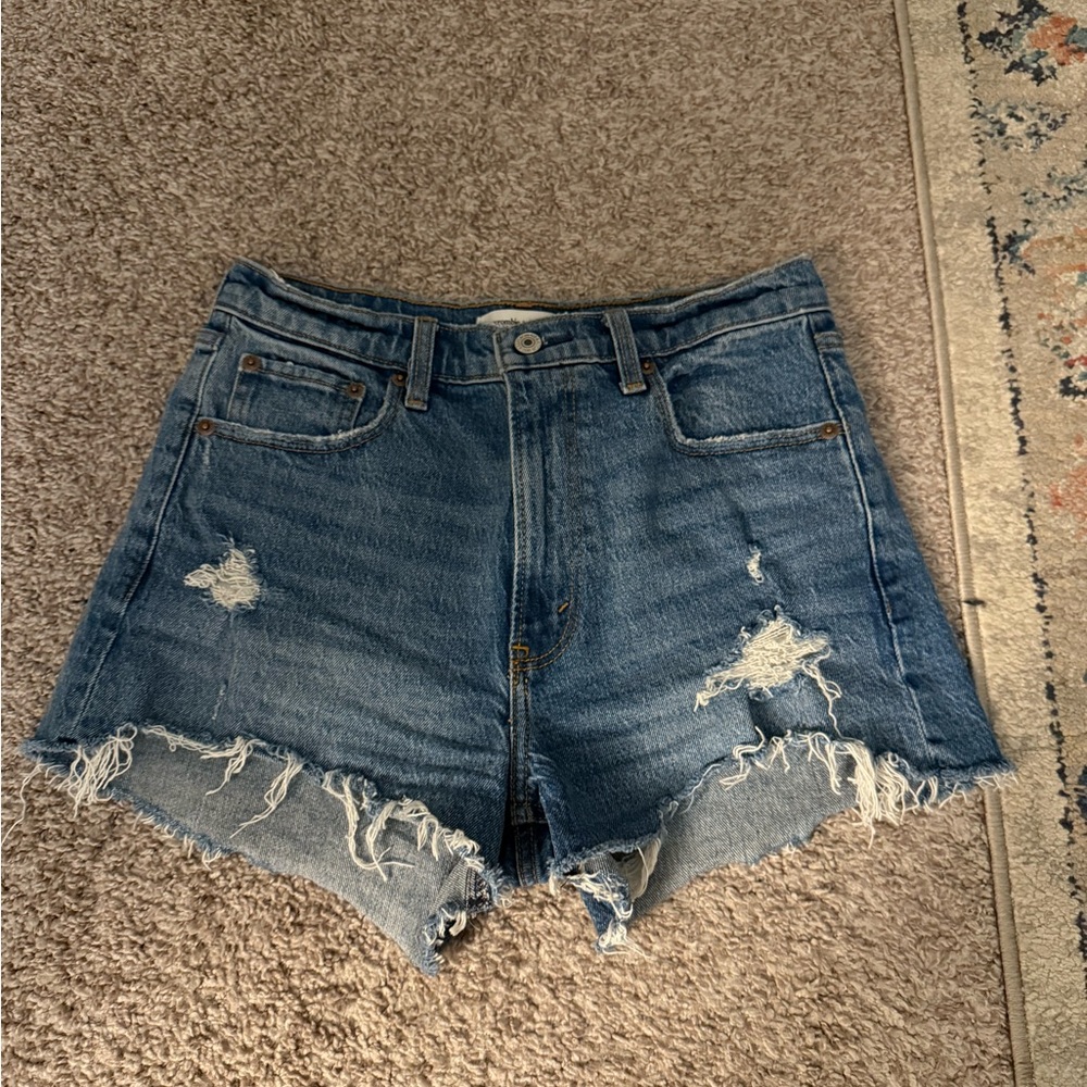 Abercrombie high rise mom shorts